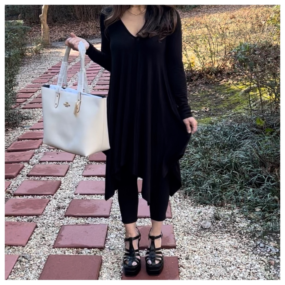 #50 Black asymmetrical tunic top - Picture 2 of 5
